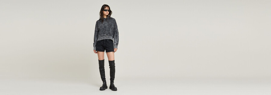 true denim shorts raw edge