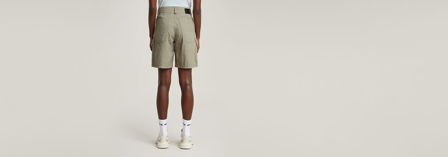skater cargo bermuda shorts