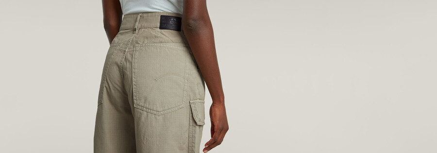skater cargo bermuda shorts