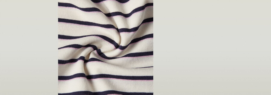 stripe eyben slim v-neck top 2.0