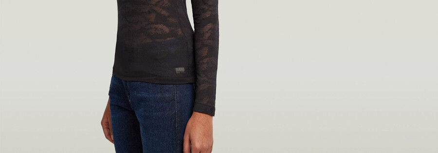 fine lace aop slim top