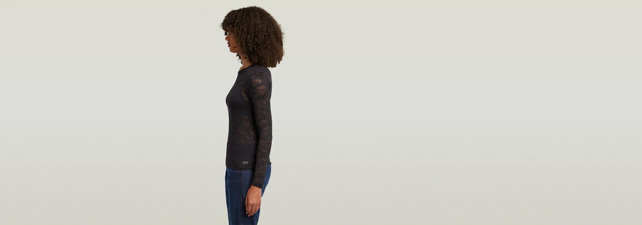 fine lace aop slim top