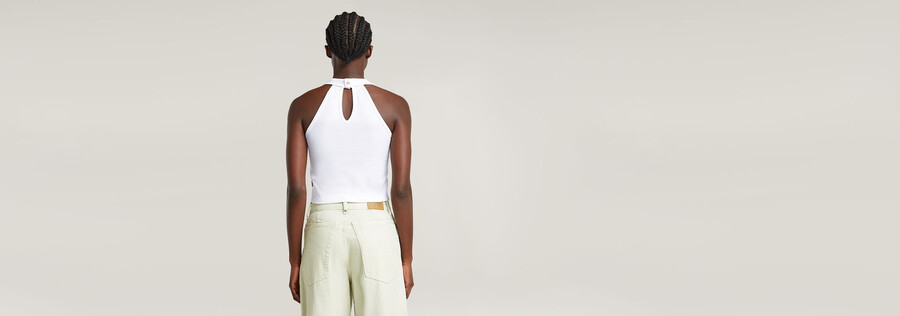 back snap slim cropped top