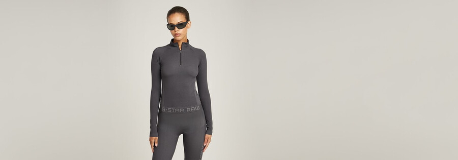 seamless zip top