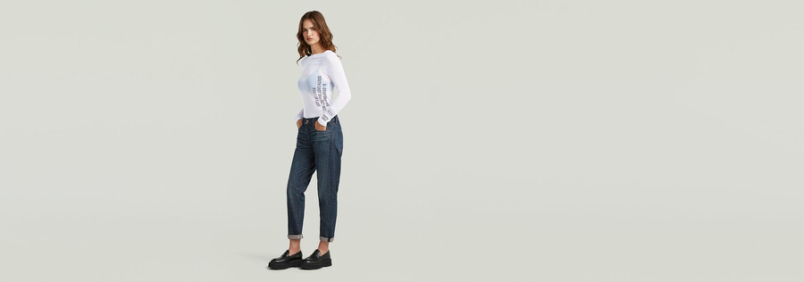 stencil boat slim t-shirt