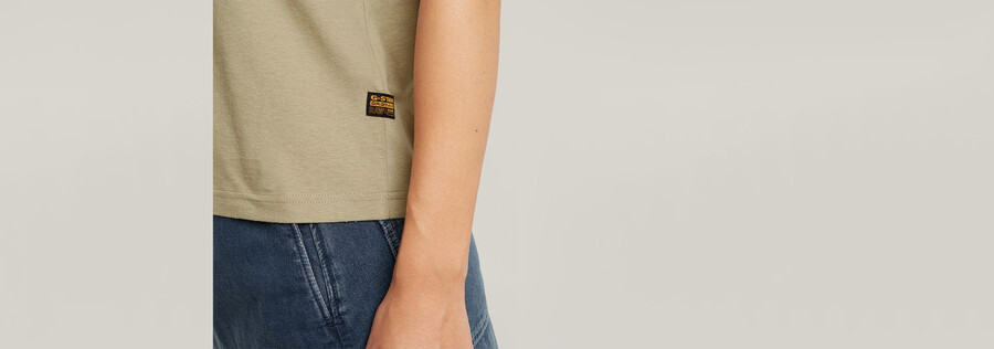 open v relaxed top
