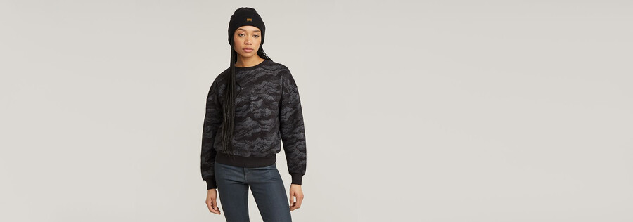 lace aop loose sweater