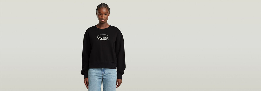 logo loose sweater