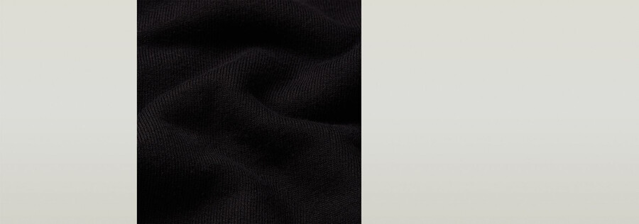 logo loose sweater