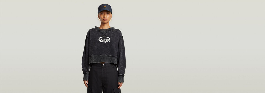 overdyed cropped logo loose sweater