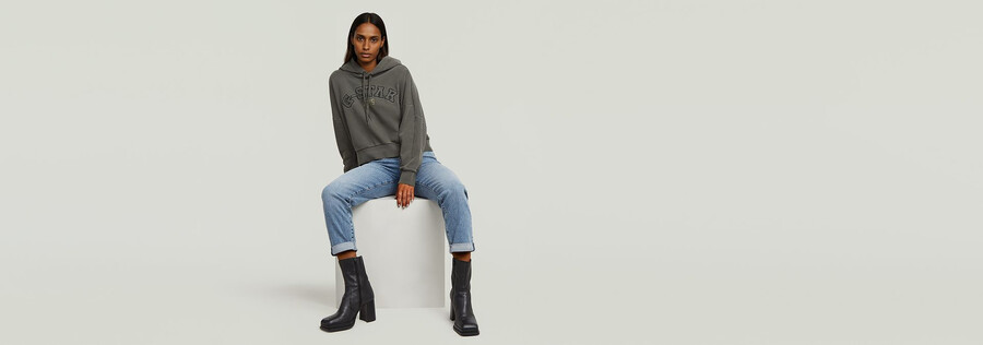 collegic hoodie sweater