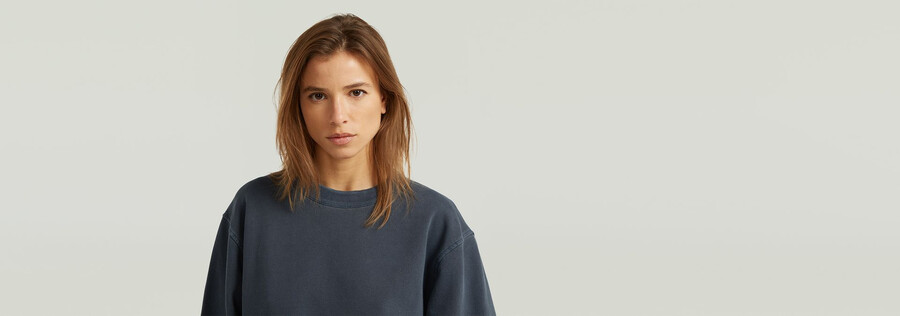 washed relaxed sweater
