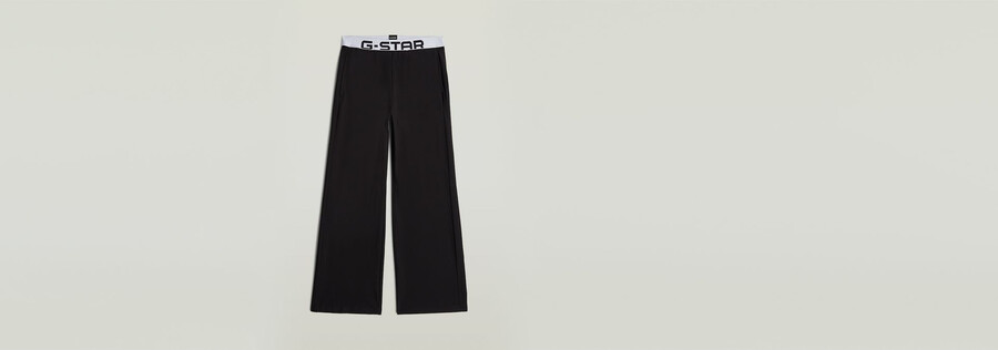 tee and pant pyjamas set